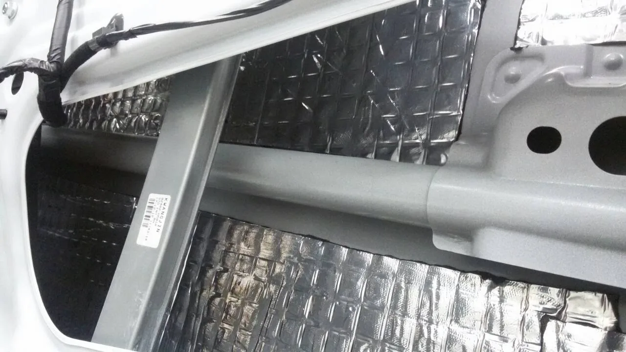 Шумоизоляция Hyundai Solaris - фото 7