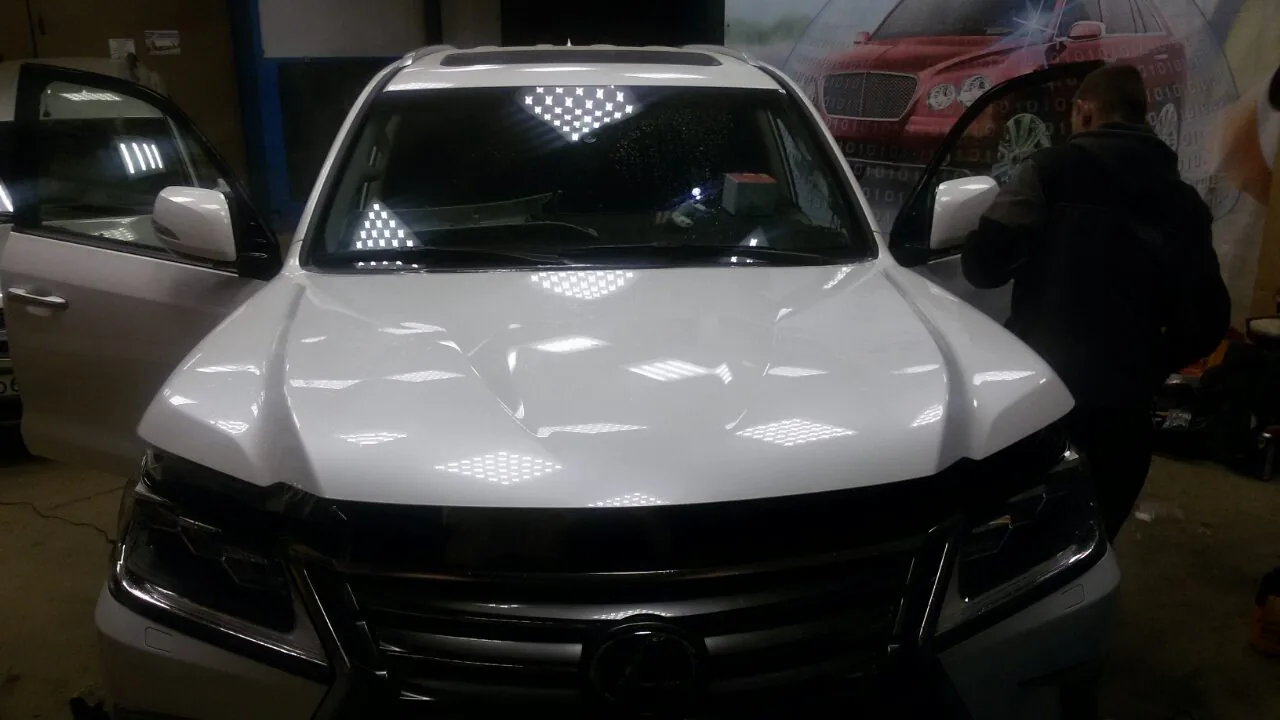 Шумоизоляция Lexus LX570 - фото 2